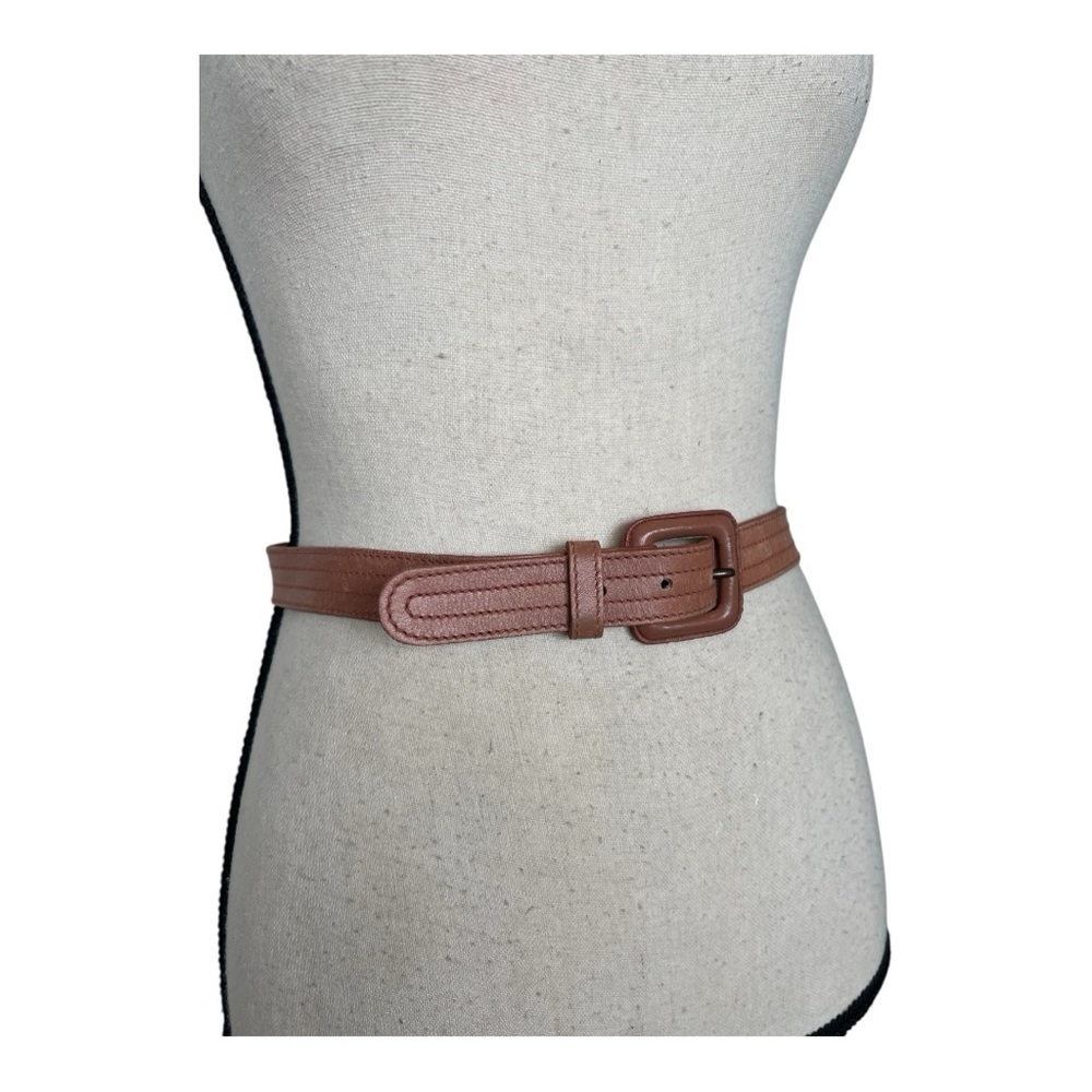 Vintage Brown Leather Belt with Rectangular Buckle and Textured Surface - Picture 3 of 5
